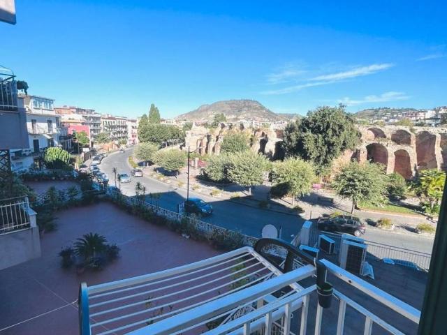 Appartamento in vendita a Pozzuoli NA