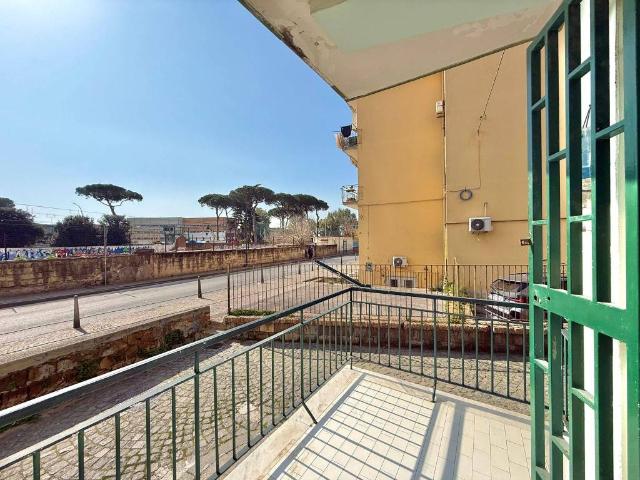 Appartamento in vendita a Pozzuoli NA