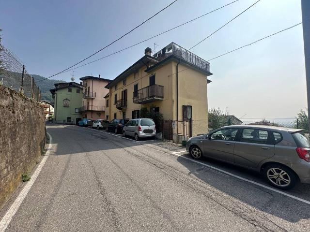 Appartamento in vendita a Pradalunga BG