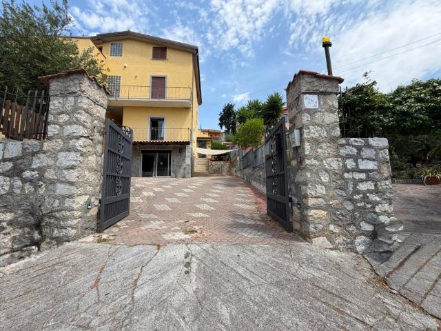 Appartamento in vendita a Praia a Mare CS