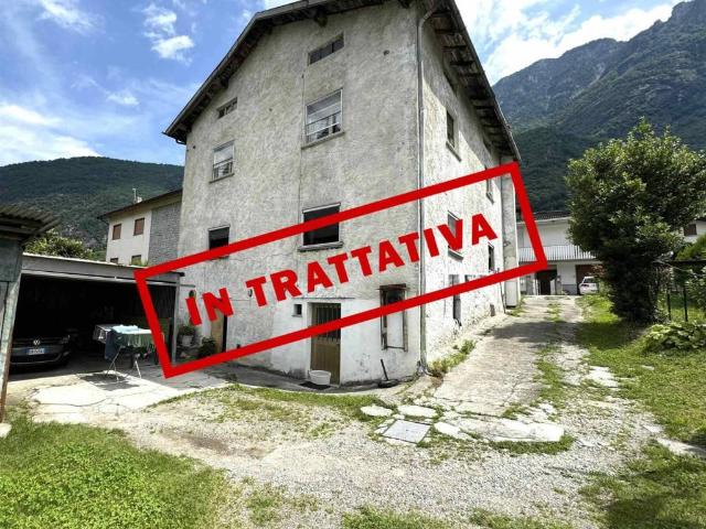 Appartamento in vendita a Prata Camportaccio SO