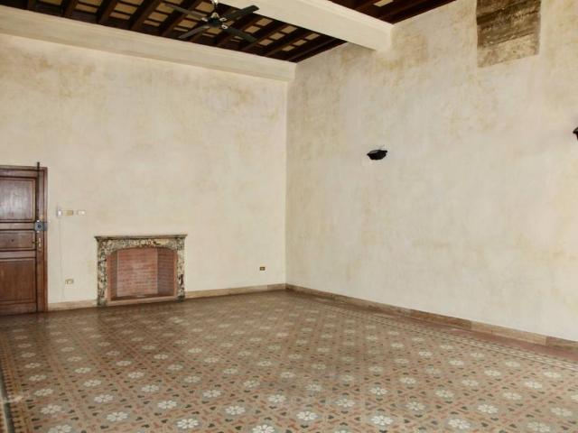 Appartamento in vendita a Prato PO