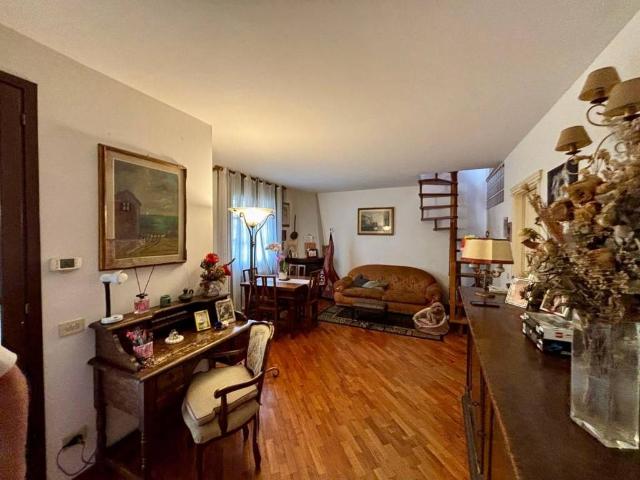 Appartamento in vendita a Prato PO