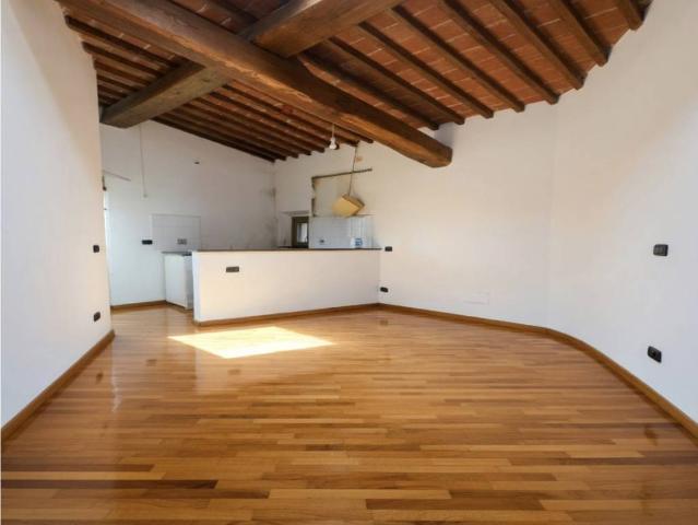 Appartamento in vendita a Prato PO