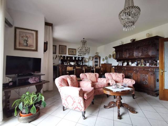 Appartamento in vendita a Prato PO