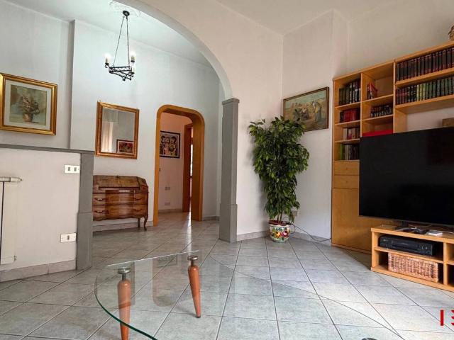 Appartamento in vendita a Prato PO