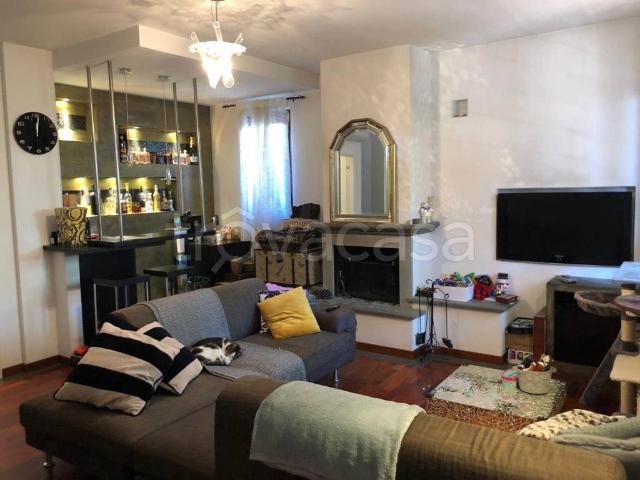 Appartamento in vendita a Prato, San Martino