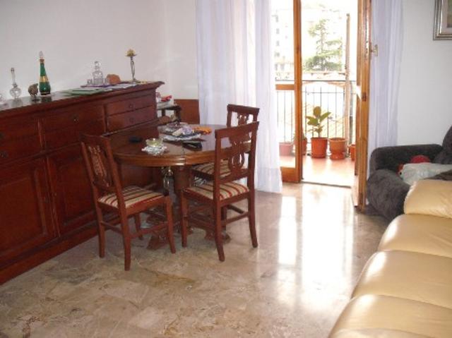APPARTAMENTO in VENDITA a PRATO VALENTINI di 4 vani