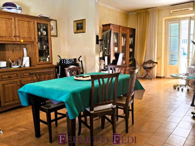 Appartamento in vendita a Prato via Venezia, Zarini Valentini