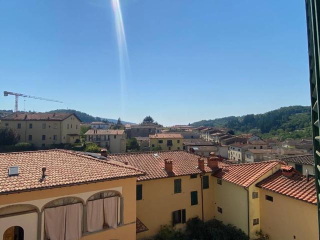 Appartamento in vendita a Pratovecchio e Stia AR