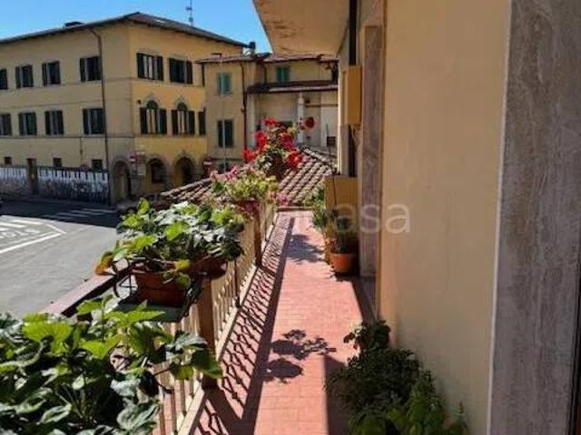Appartamento in vendita a Pratovecchio Stia via Roma, 7