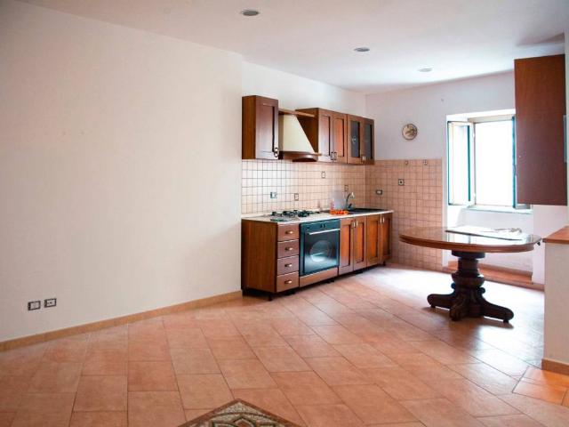 Appartamento in vendita a Priverno LT