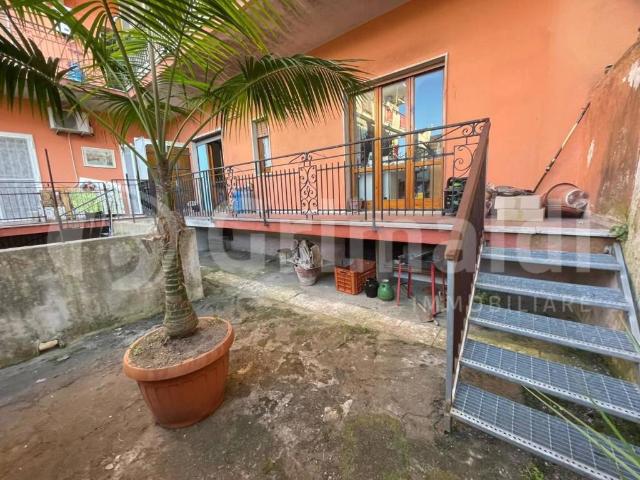 Appartamento in vendita a Quarto NA