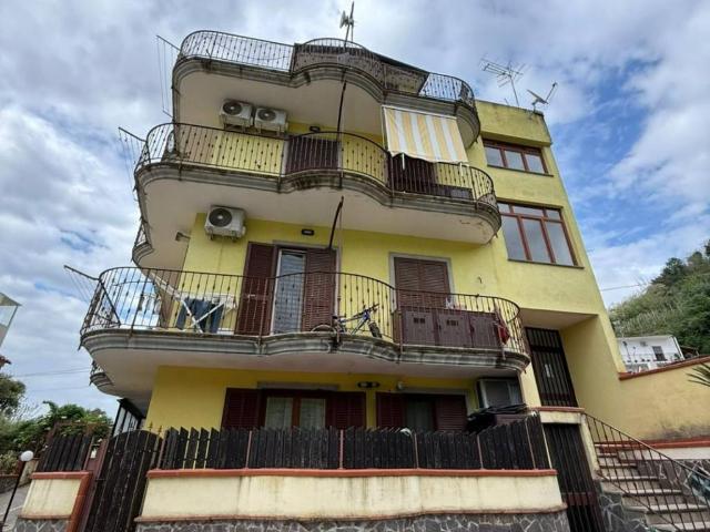 Appartamento in vendita a Quarto NA