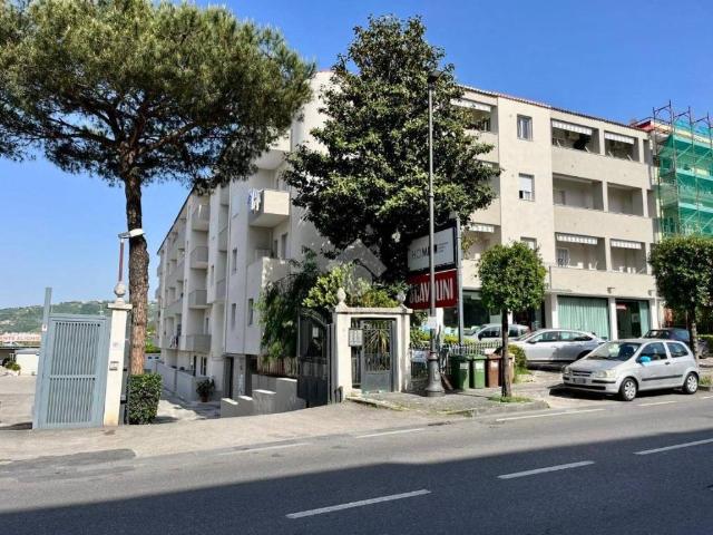 Appartamento in vendita a Quarto NA