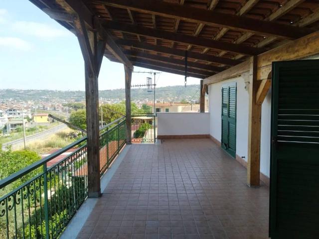 Appartamento in vendita a Quarto NA
