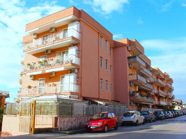 Appartamento in vendita a Quarto NA