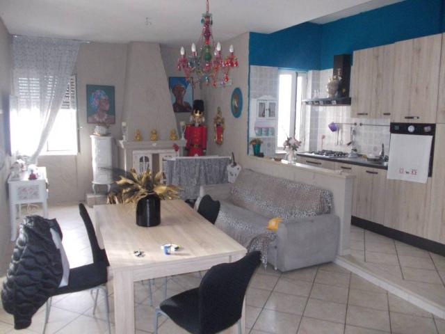 Appartamento in vendita a Quarto NA