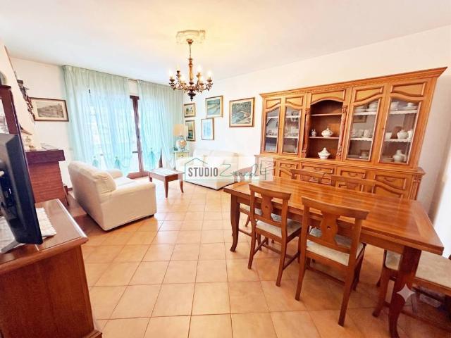 Appartamento in vendita a Querceta, Seravezza