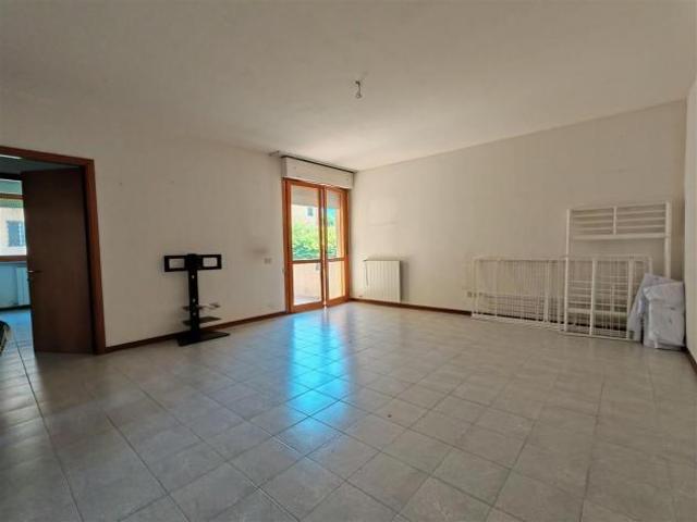 Appartamento in vendita a Quercioli Massa 90 mq Rif: 1424099