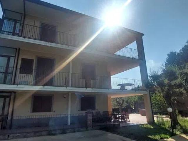 Appartamento in vendita a Ragalna CT