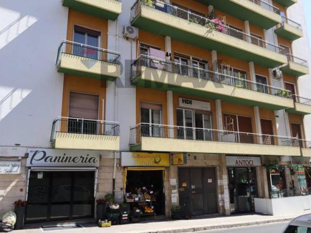 Appartamento in vendita a Ragusa, Centro