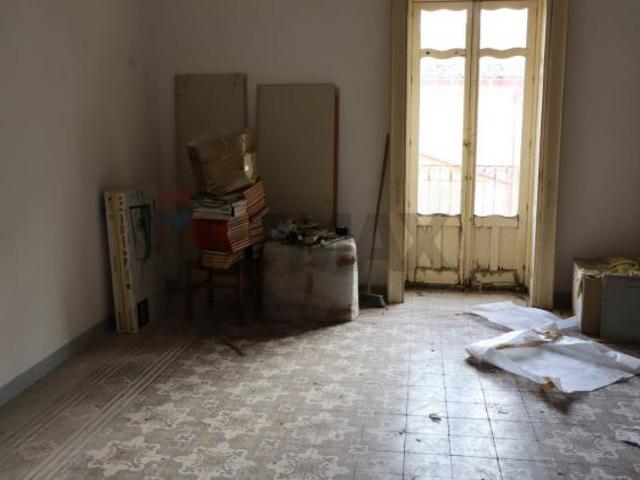 Appartamento in vendita a Ragusa, Centro