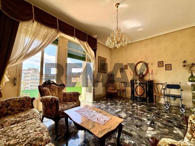 Appartamento in vendita a Ragusa, Centro