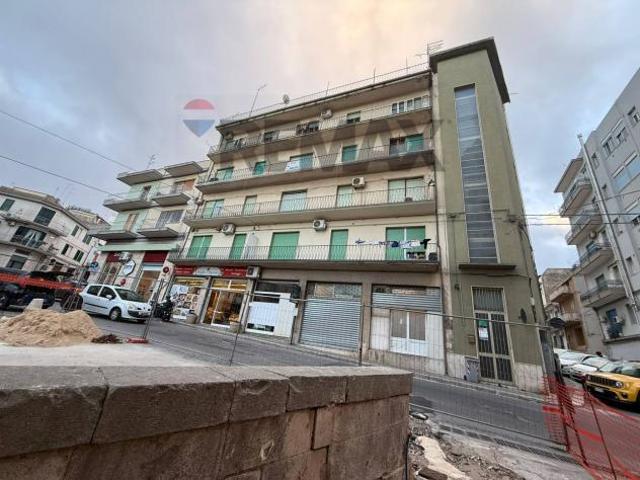 Appartamento in vendita a Ragusa, Centro