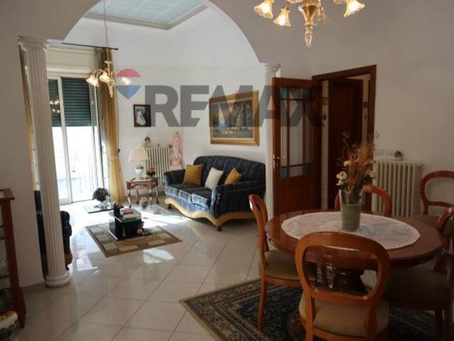 Appartamento in vendita a Ragusa, Centro
