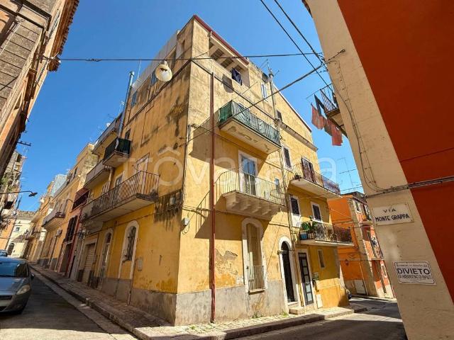 Appartamento in vendita a Ragusa, Centro città