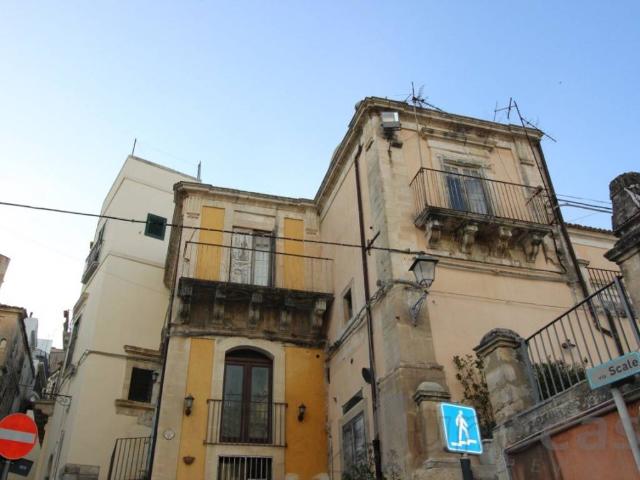 Appartamento in vendita a Ragusa RG