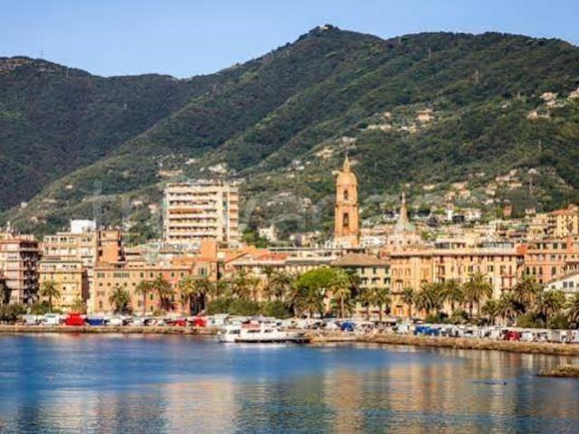Appartamento in vendita a Rapallo, Centro Storico