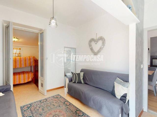 Villa bifamiliare in vendita a Rapallo, Golf Castellino