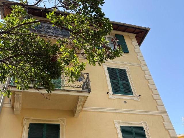 Appartamento in vendita a Rapallo GE