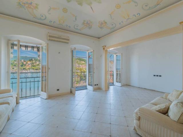 Appartamento in vendita a Rapallo GE