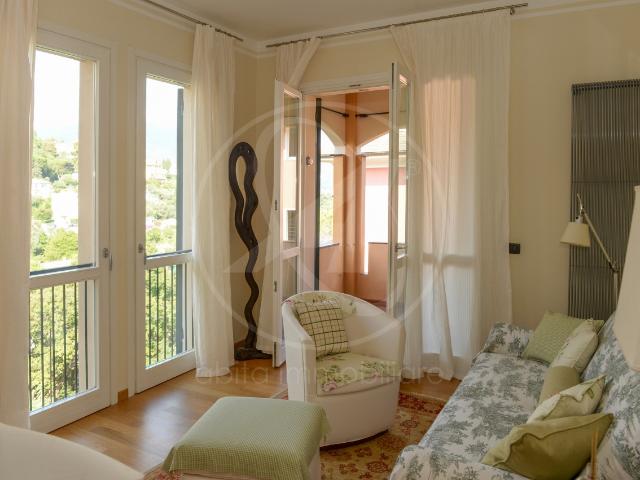 APPARTAMENTO in VENDITA a RAPALLO SAN MICHELE DI PAGANA di 5 vani