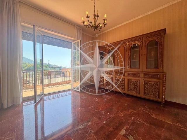 Appartamento in vendita a Rapallo via Lenoli, Golf Castellino