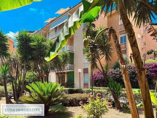 Appartamento in vendita a Rapallo via Tuia, 14, Parco Casale Castello dei Sogni