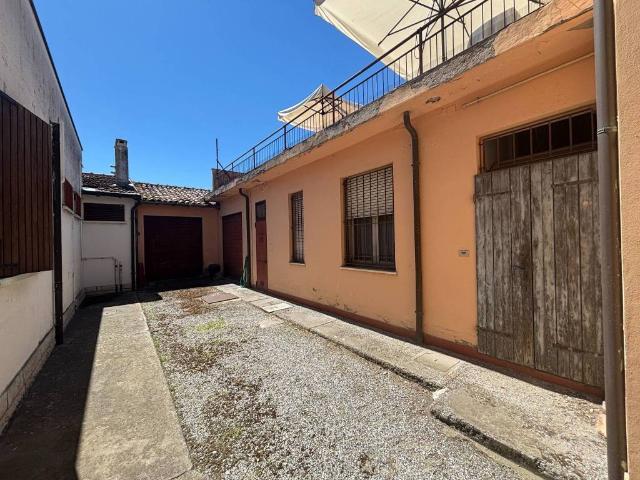 Appartamento in vendita a Ravenna RA