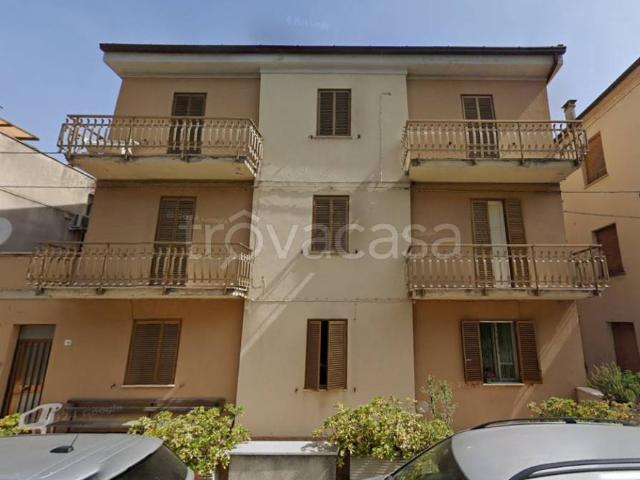 Appartamento in vendita a Recanati viale Adriatico, 18