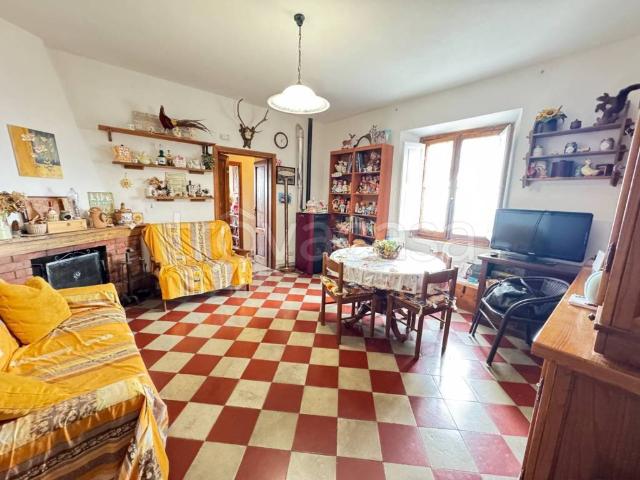 Appartamento in vendita a Reggello via s.g.Gualberto, Saltino
