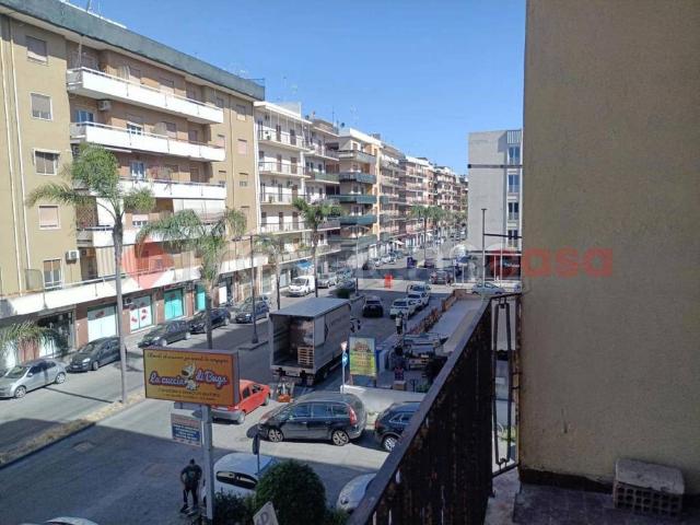 Appartamento in vendita a Reggio di Calabria via gaetano sardiello, 6, Ferrovieri Stadio
