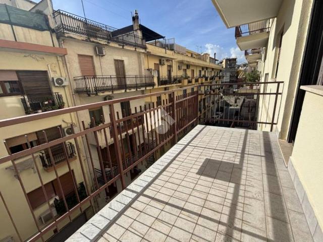 Appartamento in vendita a Reggio di Calabria, Sbarre