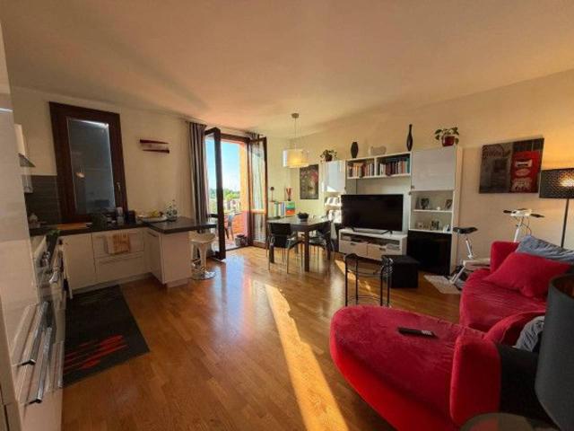 Appartamento in vendita a Reggio Emilia