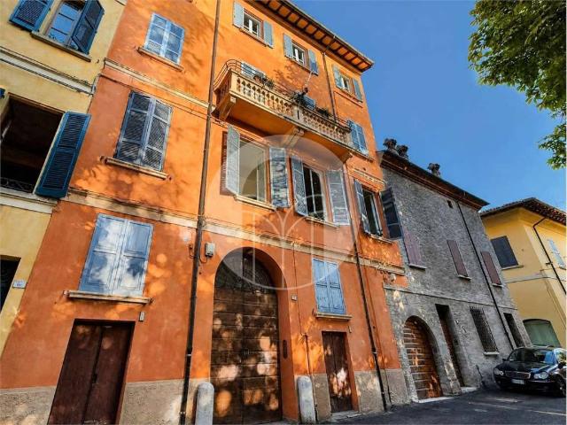 Appartamento in vendita a Reggio Emilia RE