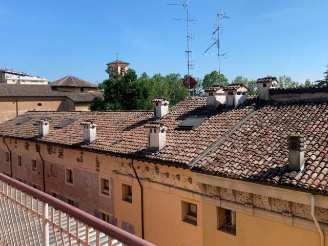 Appartamento in vendita a Reggio Emilia RE