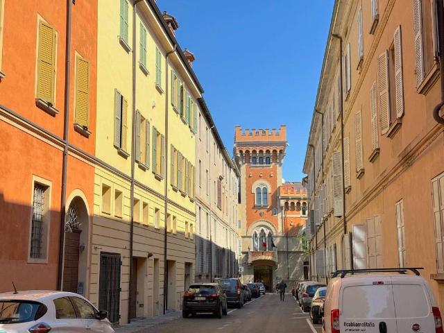 Appartamento in vendita a Reggio Emilia RE