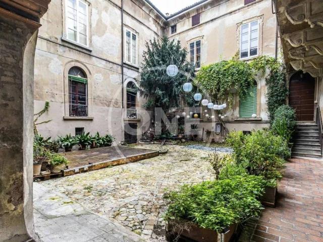 Appartamento in vendita a Reggio Emilia RE