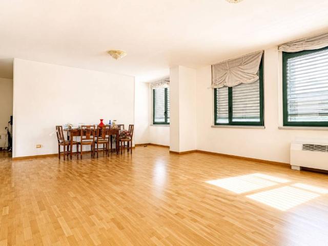 Appartamento in vendita a Reggio Emilia RE